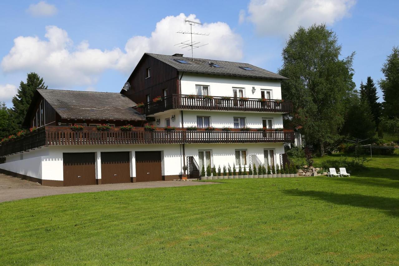 Landhotel Garni Schweizerhaus Schönwald Exterior photo