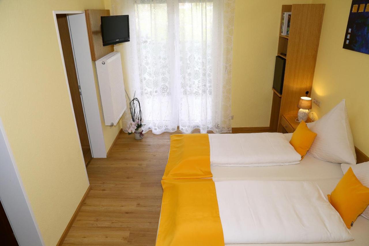 Landhotel Garni Schweizerhaus Schönwald Exterior photo