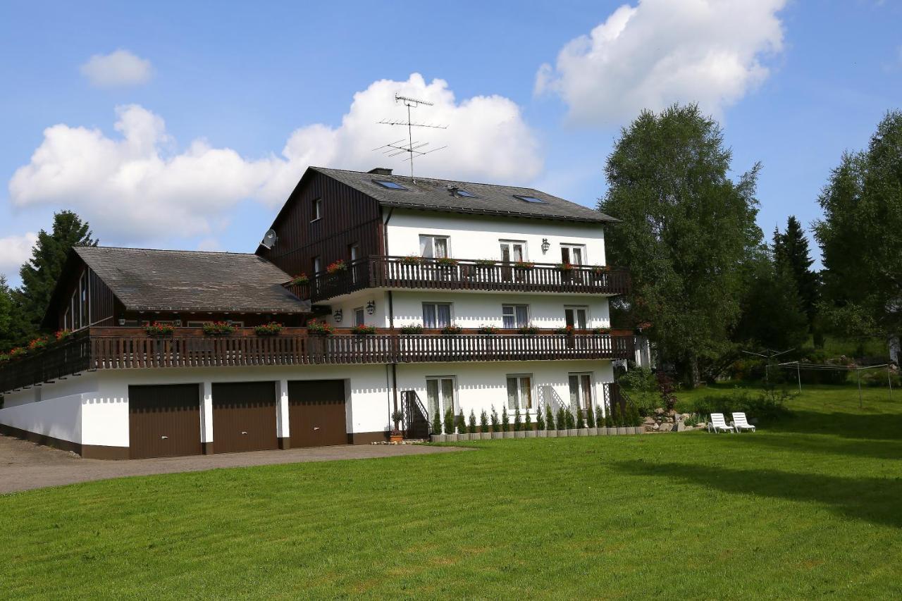 Landhotel Garni Schweizerhaus Schönwald Exterior photo